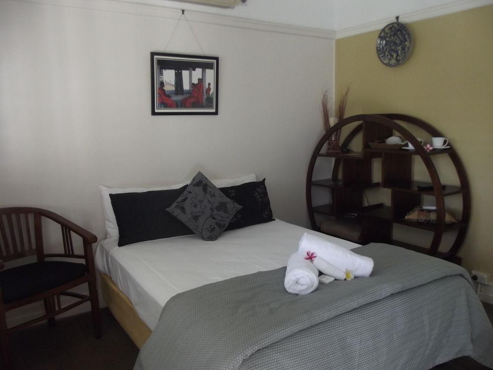 Edward New Fam Bed & Breakfast 4*