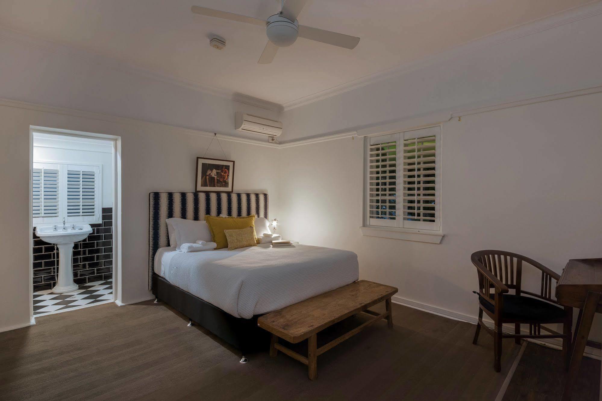 Edward New Fam Bed & Breakfast Brisbane